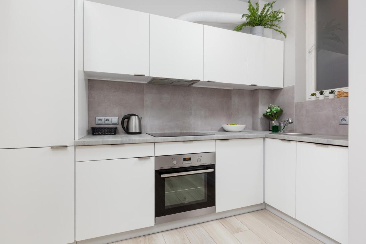 City Center Apartments Hoza By Noclegi Renters Warszawa Eksteriør billede