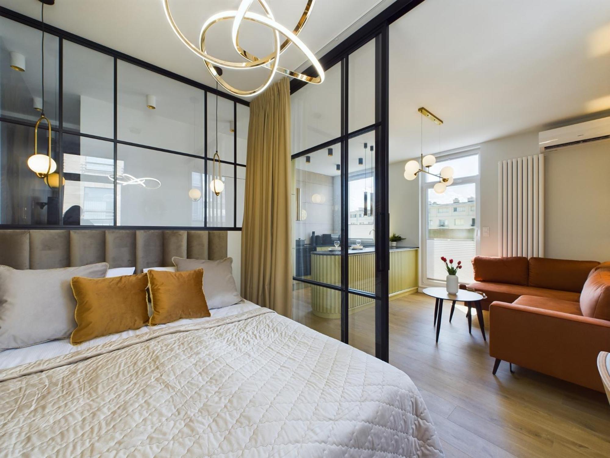 City Center Apartments Hoza By Noclegi Renters Warszawa Eksteriør billede