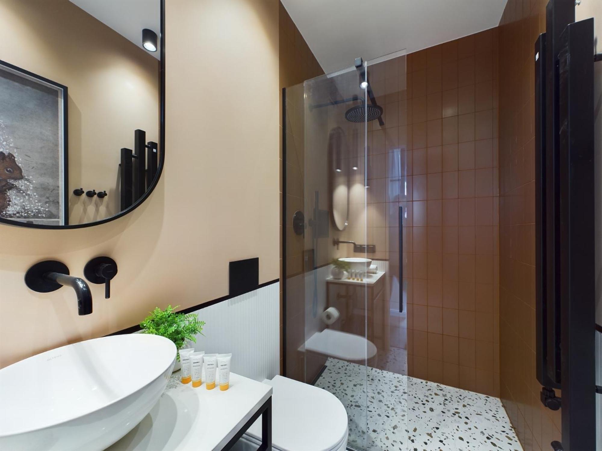 City Center Apartments Hoza By Noclegi Renters Warszawa Eksteriør billede